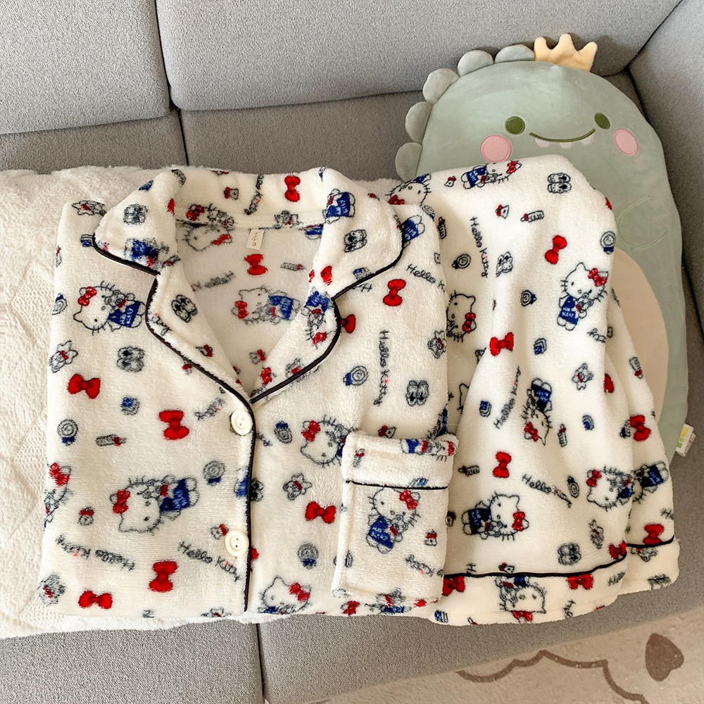 Embellish Knit - Sanrio Hello Kitty Flannel Women's Pajamas