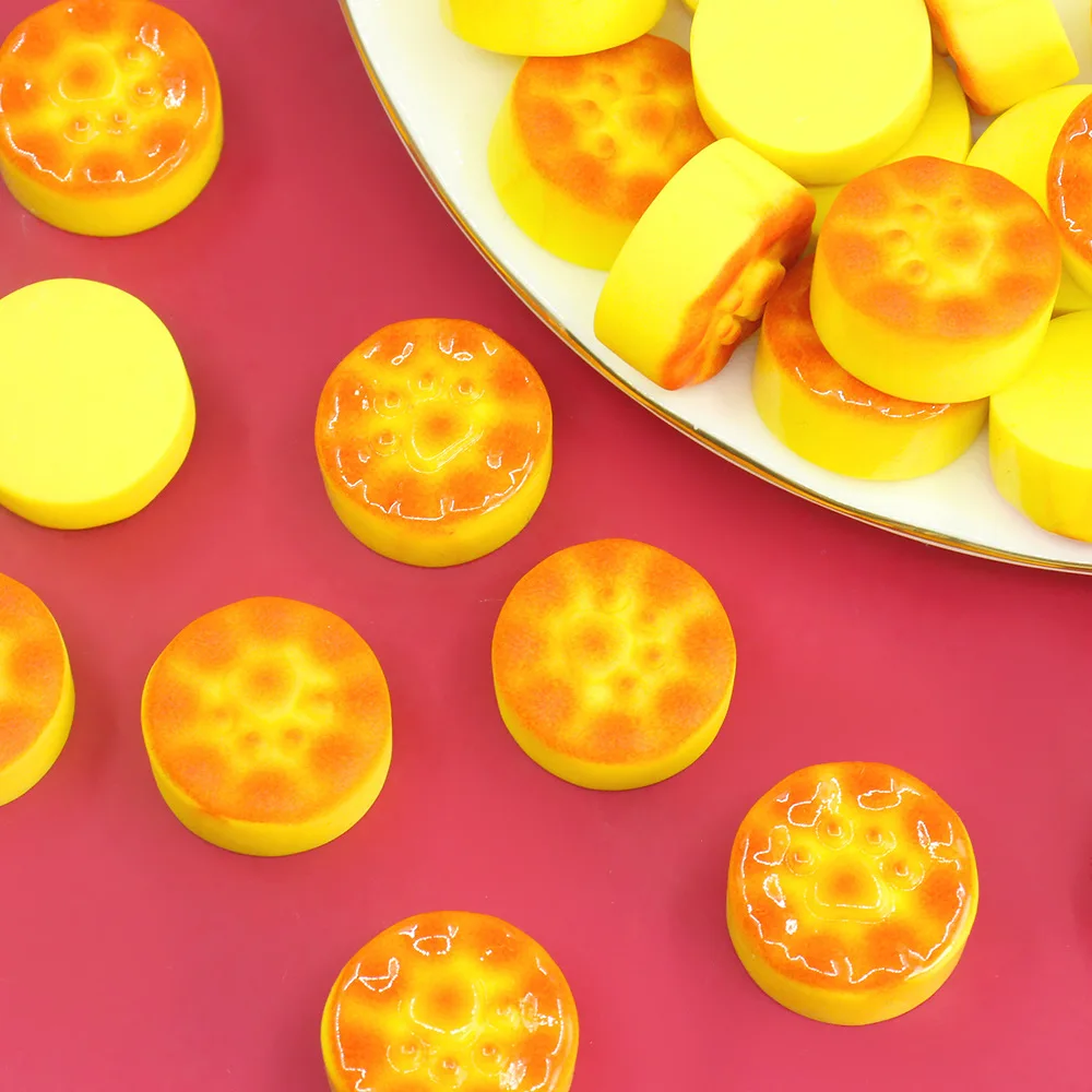 Kawaii Round Resin Mini Cat's  - đánh giá và giá Christmas Craft Embellishment